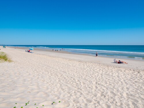 BaDaBing | Steps to the Pool + Beach!