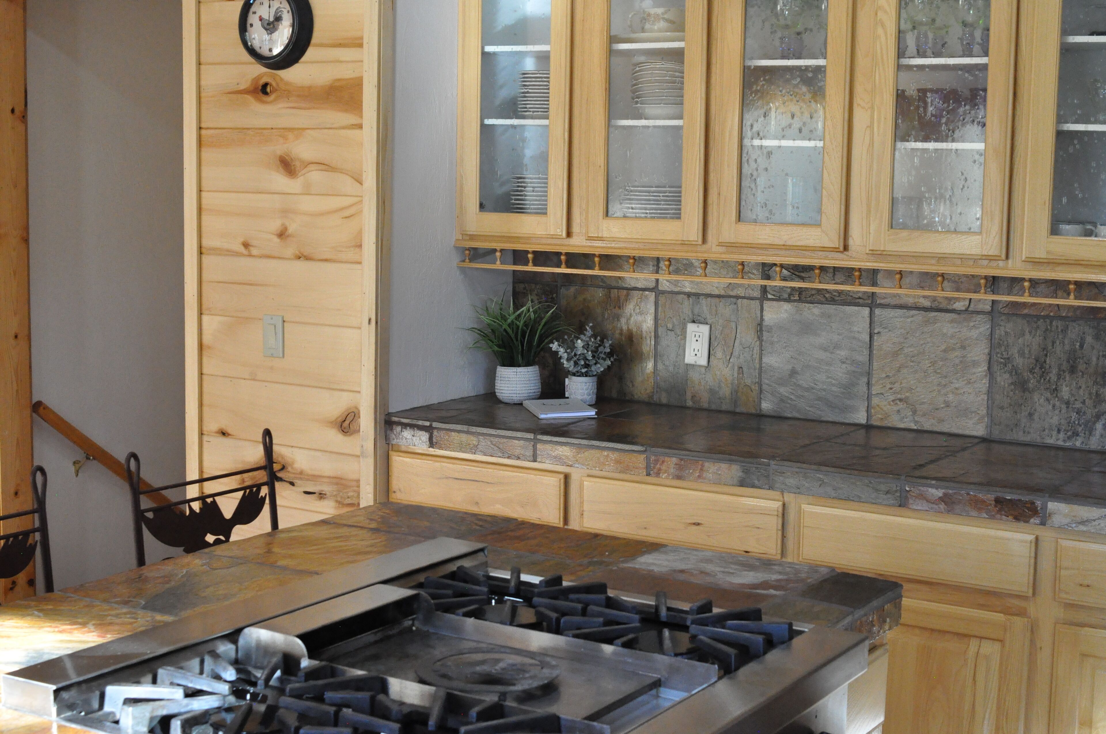 Luxury 4 BR Mountain Home - 35 min to Bryce or Zion - 3 Acres