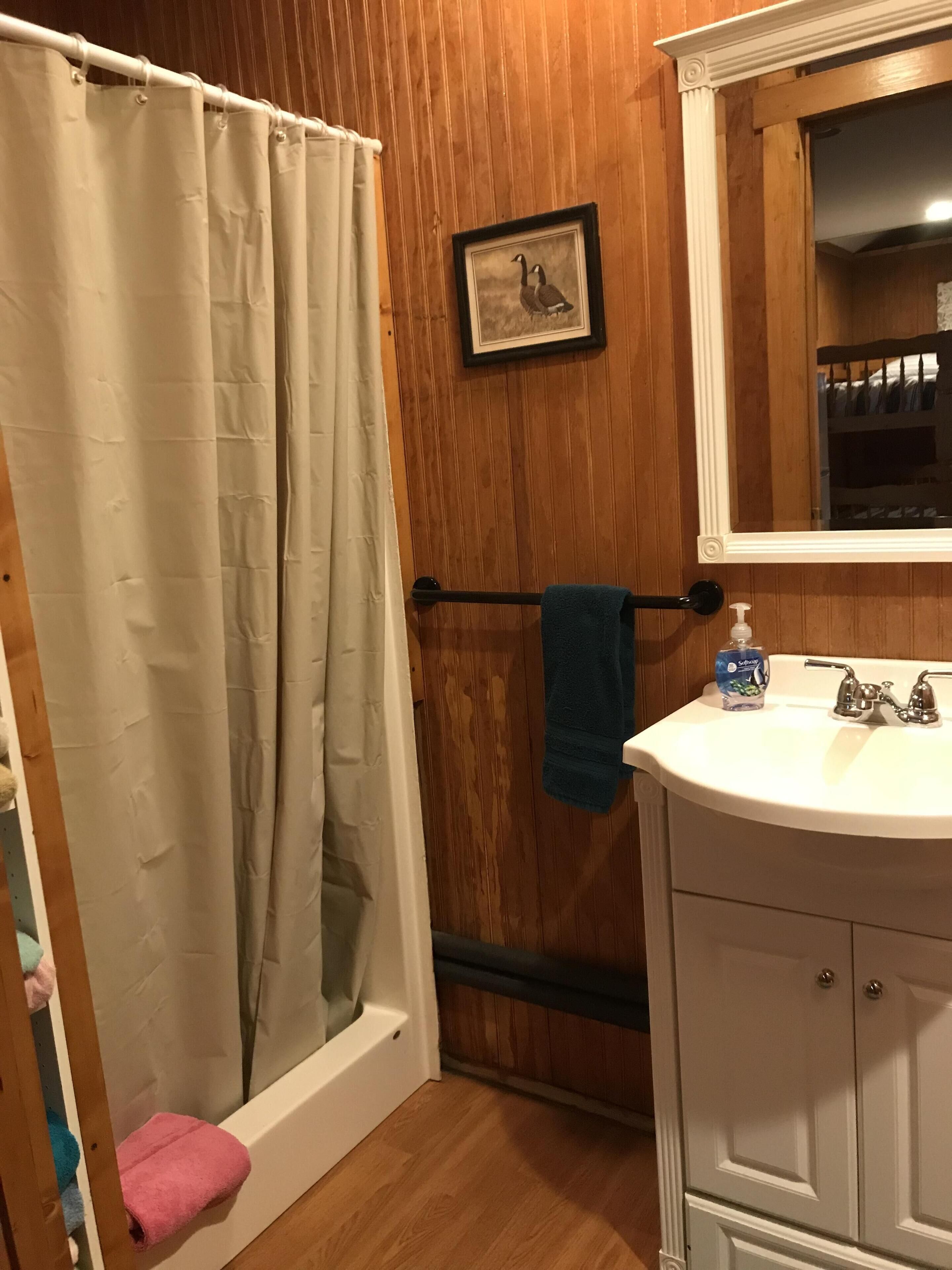 Secluded Log Cabin On Our Private Lake!