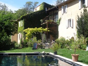 Piscine extérieure