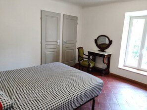 1 bedroom, desk, iron/ironing board, travel cot