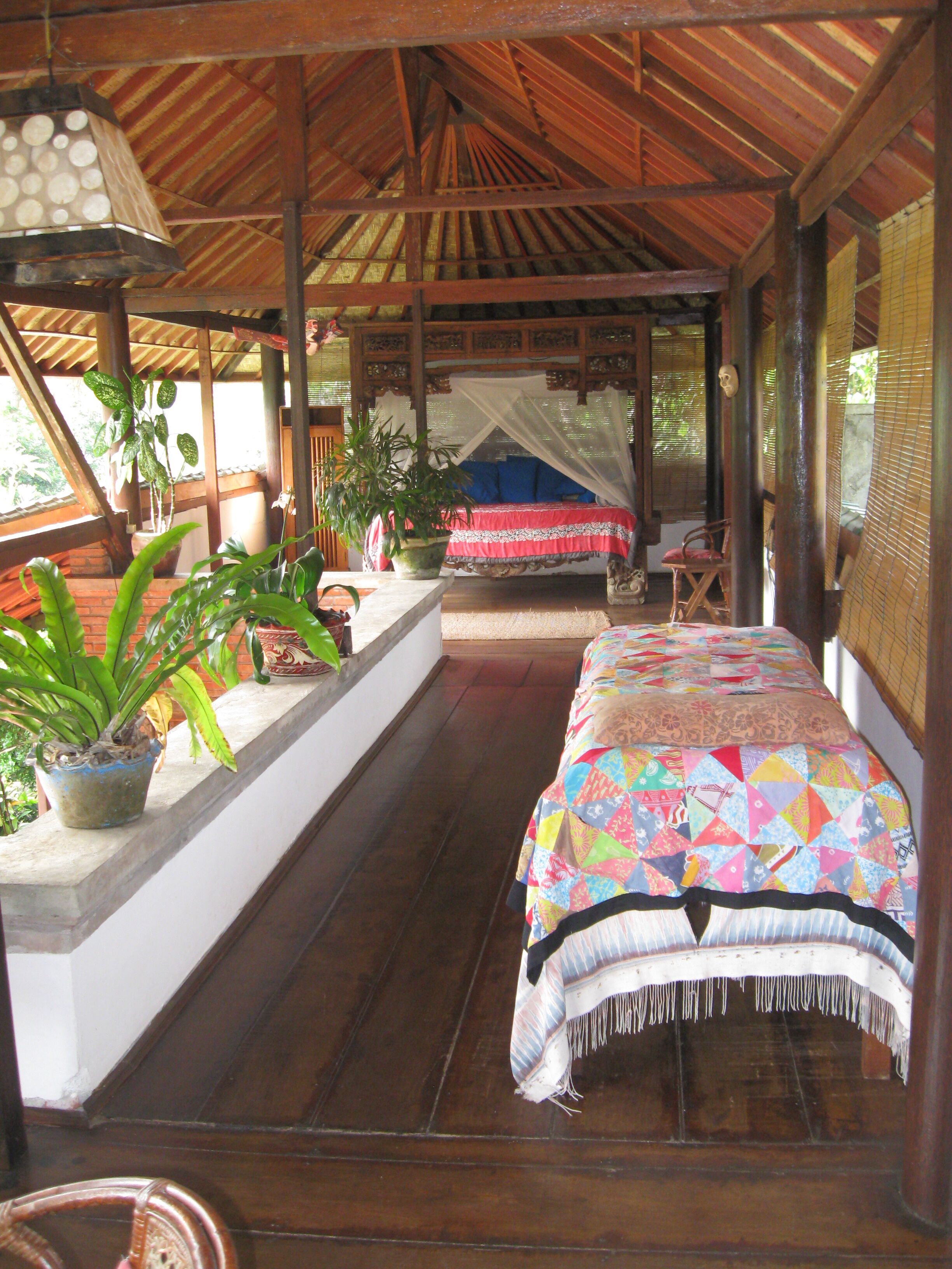 Serene Private "Old Bali" Estate w/pool&Staff, Tucked Away short Walk From Ubud.
