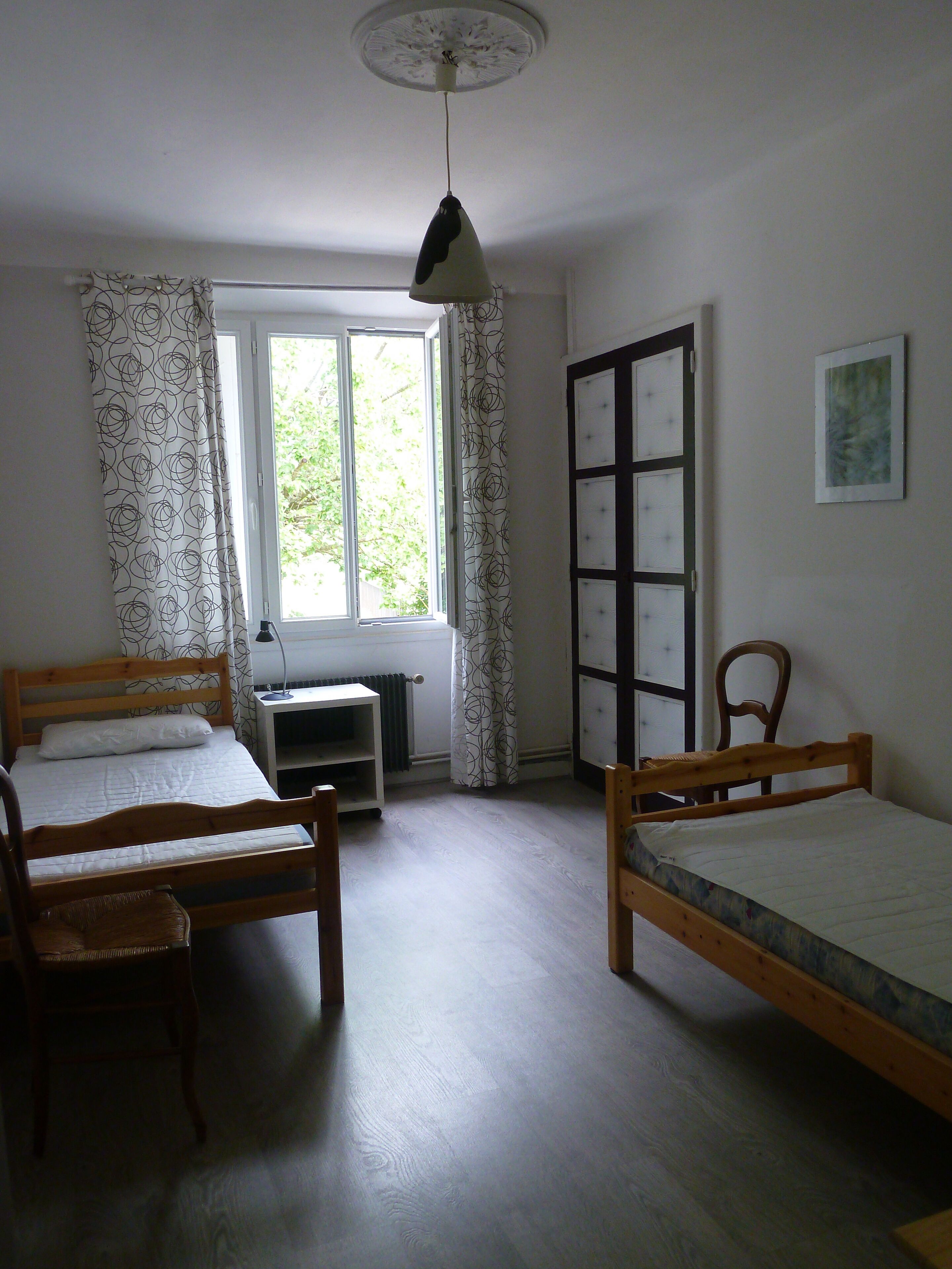 Large house for 10 people with swimming pool