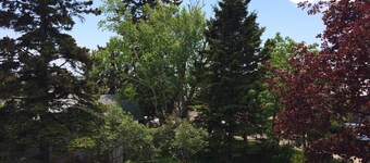 Beautiful 2 Bedroom Downtown Grand Marais w/ Incredible Lake Views