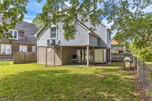 Outdoor dining - Just Beachy | Pet Friendly + Near the Beach! (Carolina Beach)