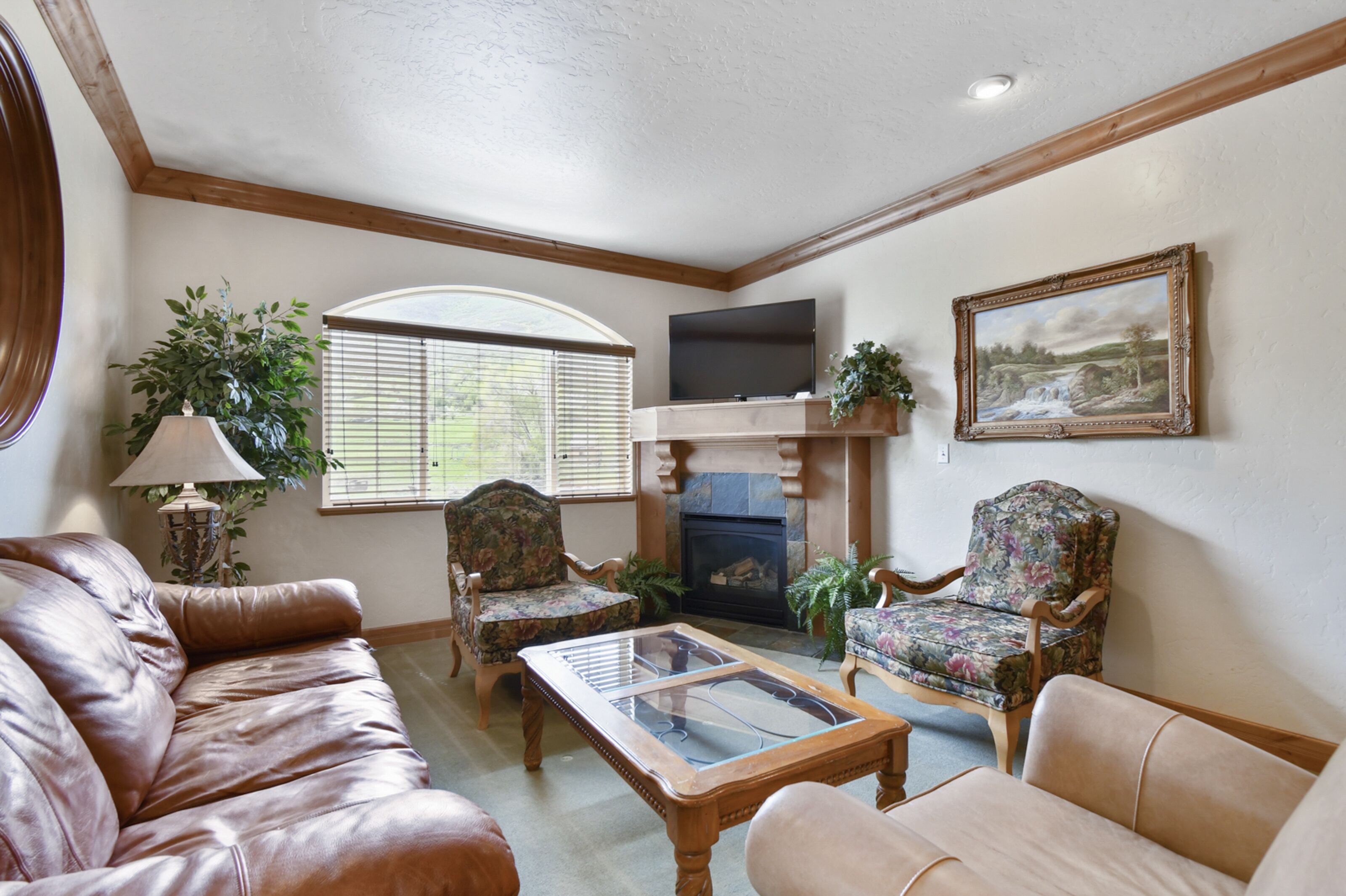 Mtn Retreat: Relax Serene Nature, Hot Spring & Spa Villa 2015-2