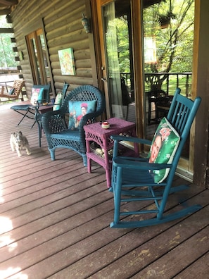 Unclassified image, 3 of 31, button - 11 Acres | Fire Pit | Private Cabin| Pets Welcome (Gold Hill)