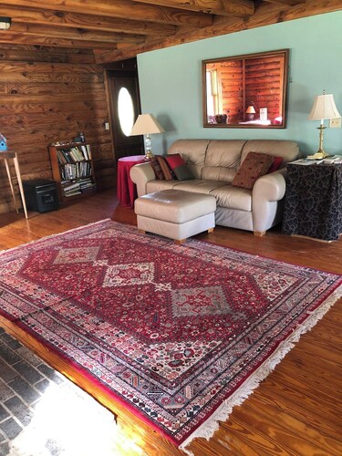 11 Acres | Fire Pit | Private Cabin| Pets Welcome