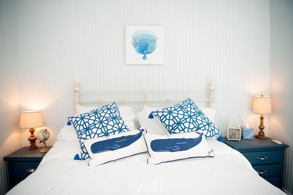 Cozy cottage retreat, just 8.4 miles from the beautiful beaches of Emerald Isle