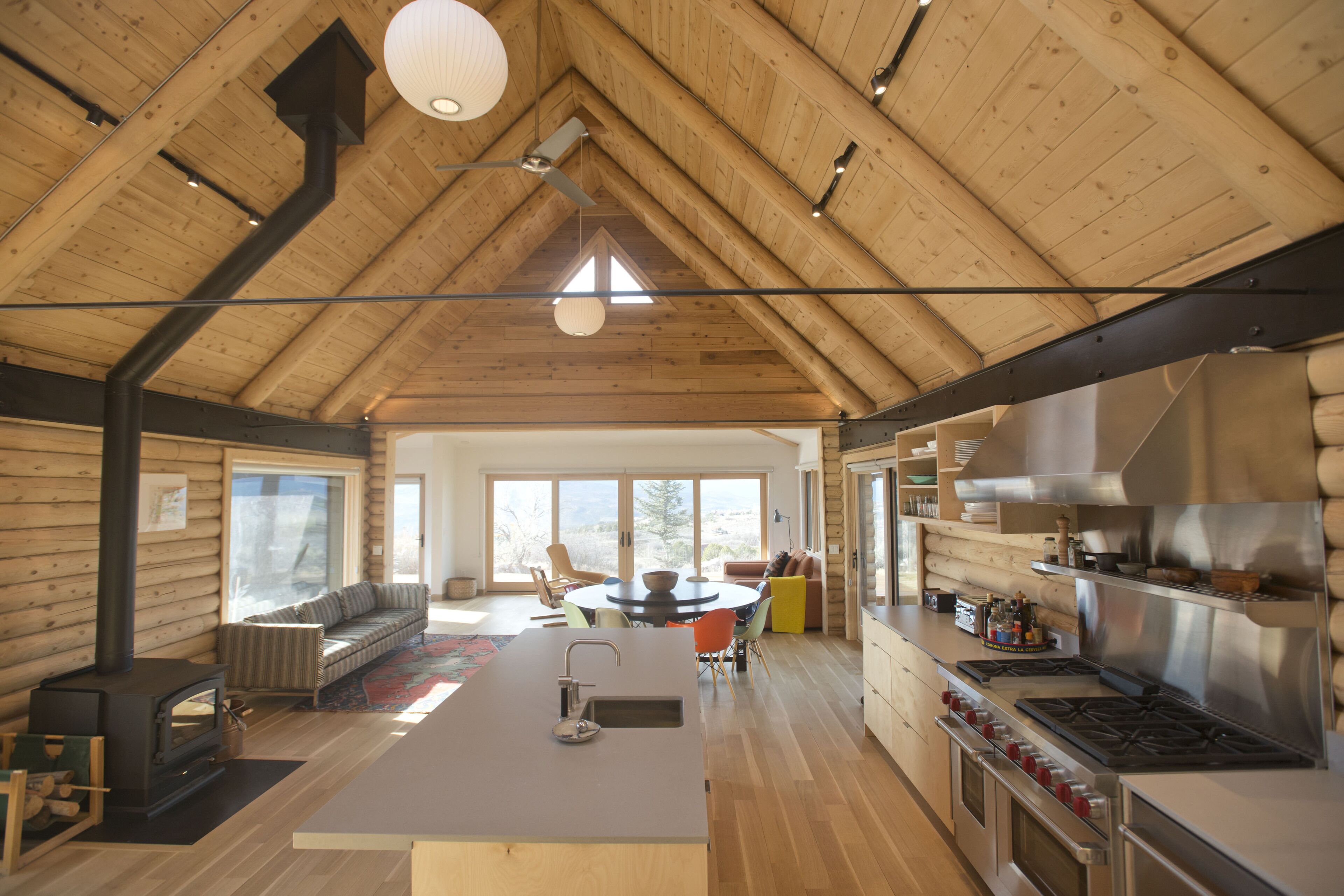 Perfect Contemporary Mountain Cabin