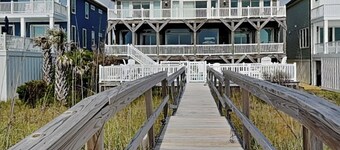 Big Kahuna: 6 BR / 6 BA hus i Kure Beach, 16 sovepladser