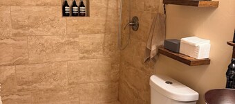 Newly Built Beautiful Guest House/Casita