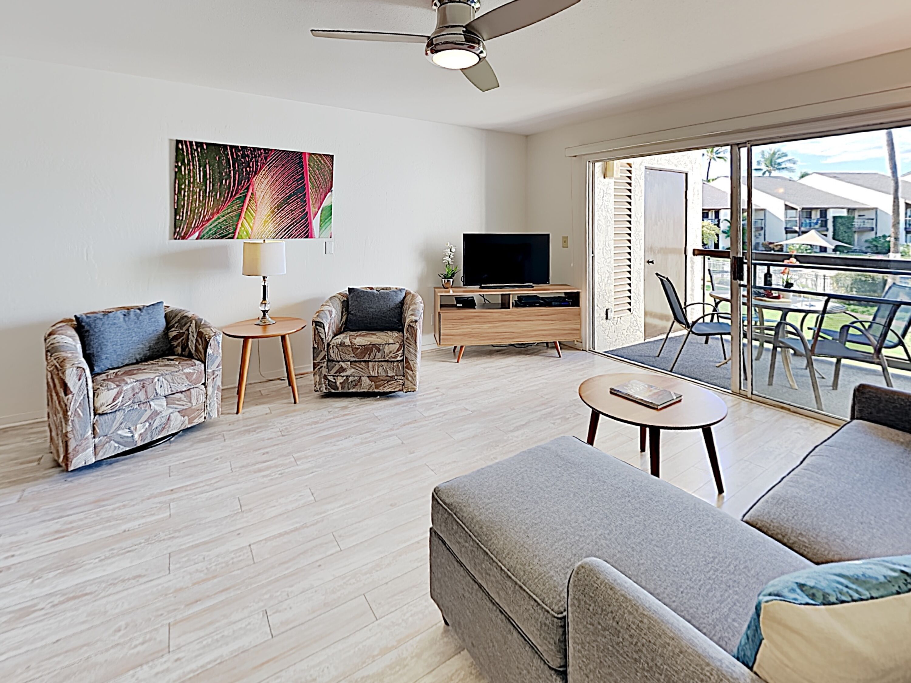 BEAUTIFUL*Partial Ocean View by TOP Swimming Beach