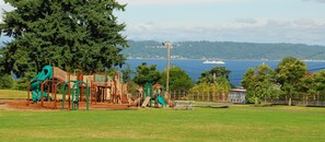 Children’s area - Two-bedroom, one bath comfortable home in Shoreline, WA (Shoreline)