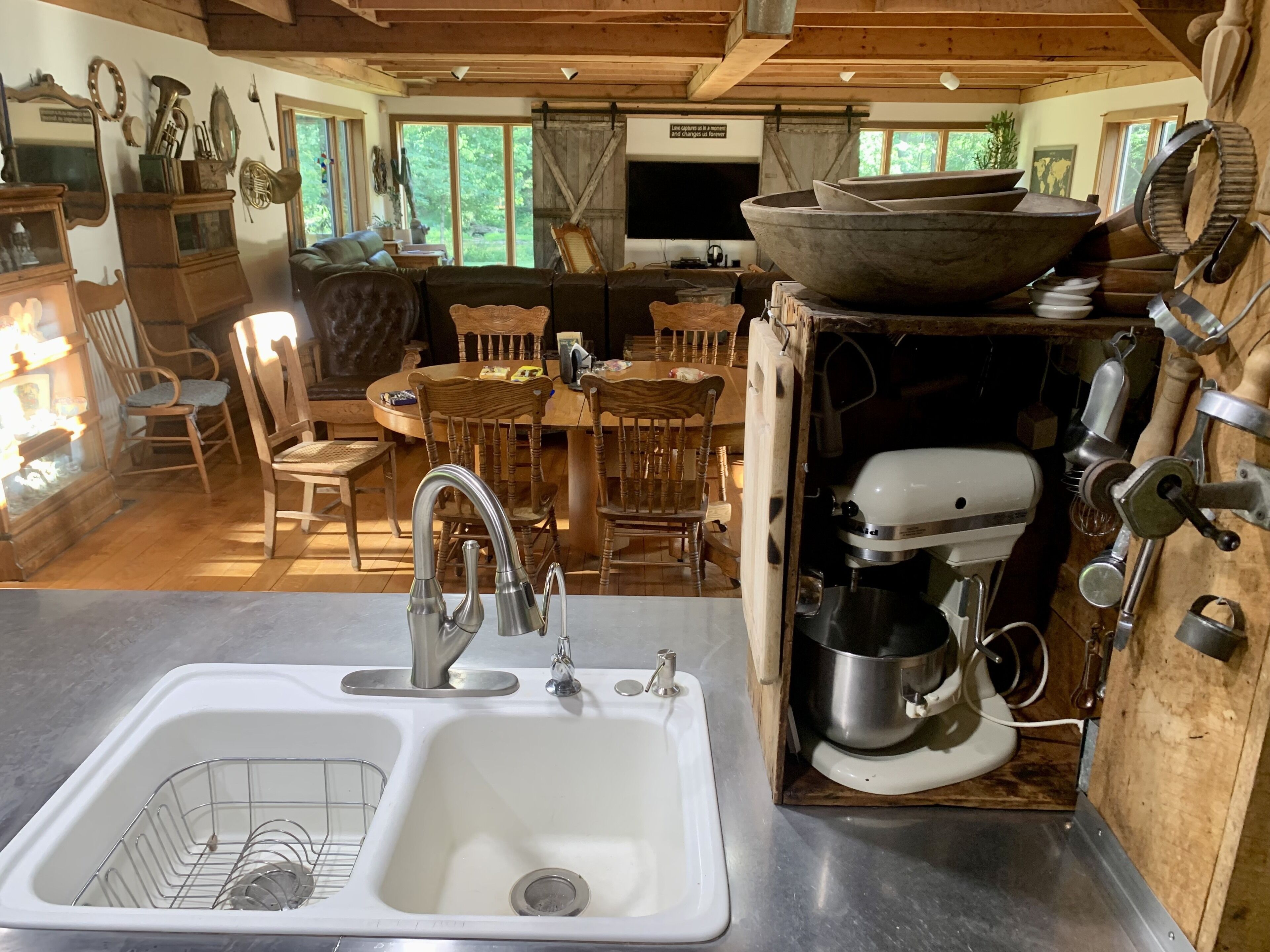 Close to Notre Dame - Hidden Waterfront Retreat Sleeps 10+