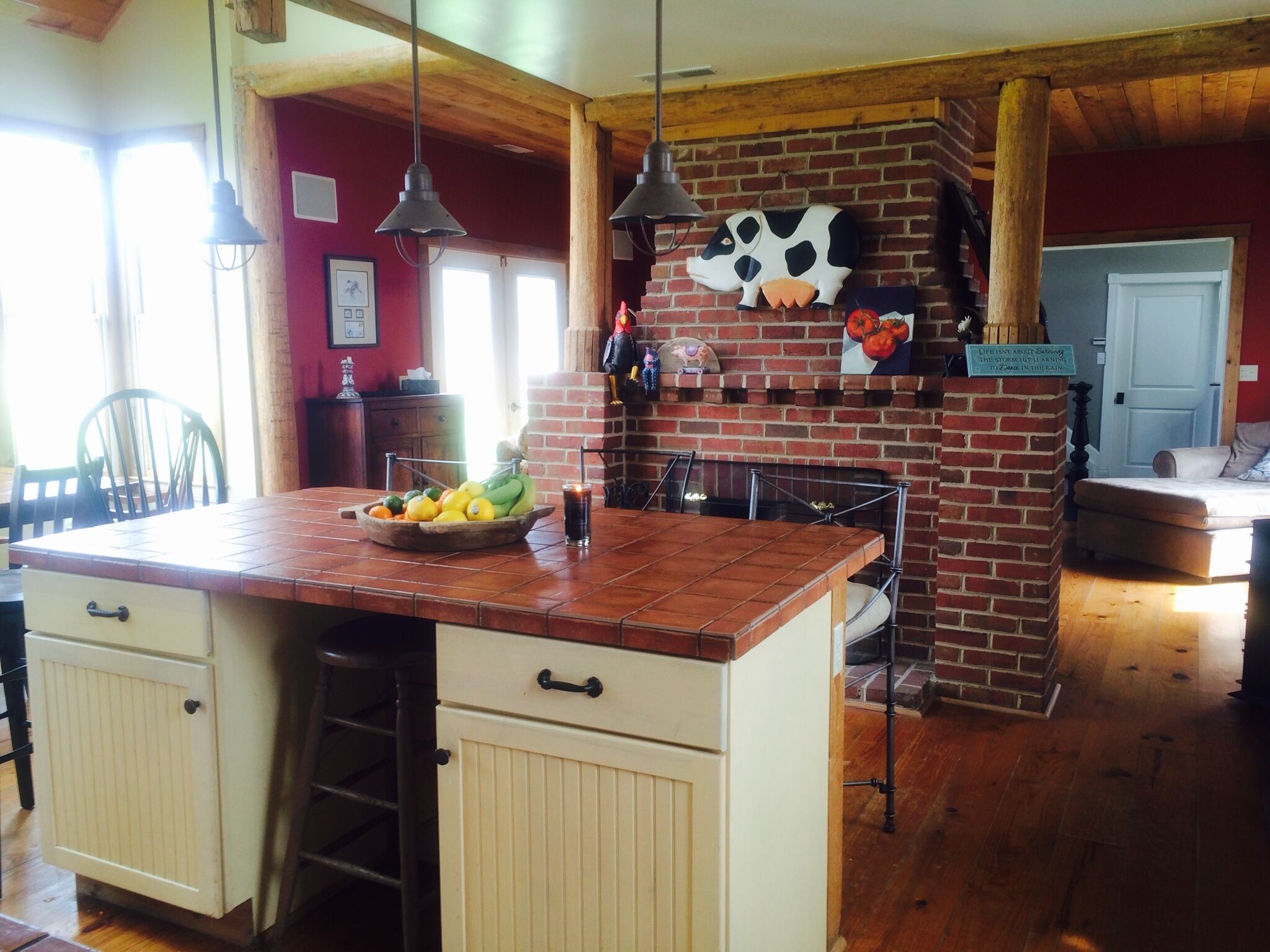 Professionally Cleaned -Waterfront Retreat with Pool Located on Taylors Island