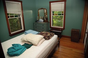 2 quartos, Wi-Fi de cortesia, roupa de cama