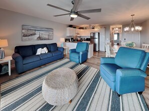 Smart TV - Sand Castle | Beach Front + Community Pool! (Carolina Beach)