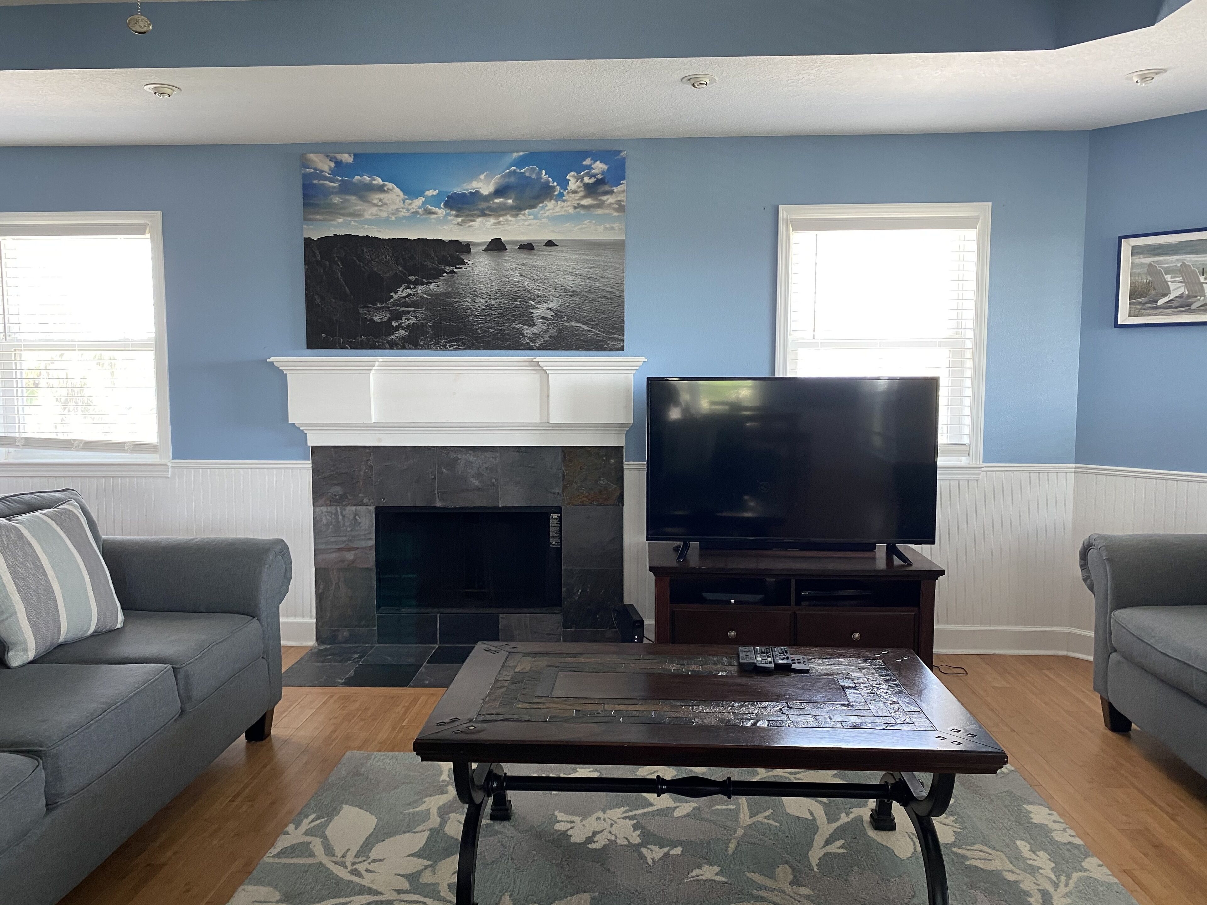 Sunny Beach OCEANVIEW HOME!  one minute walk to BEACH! 