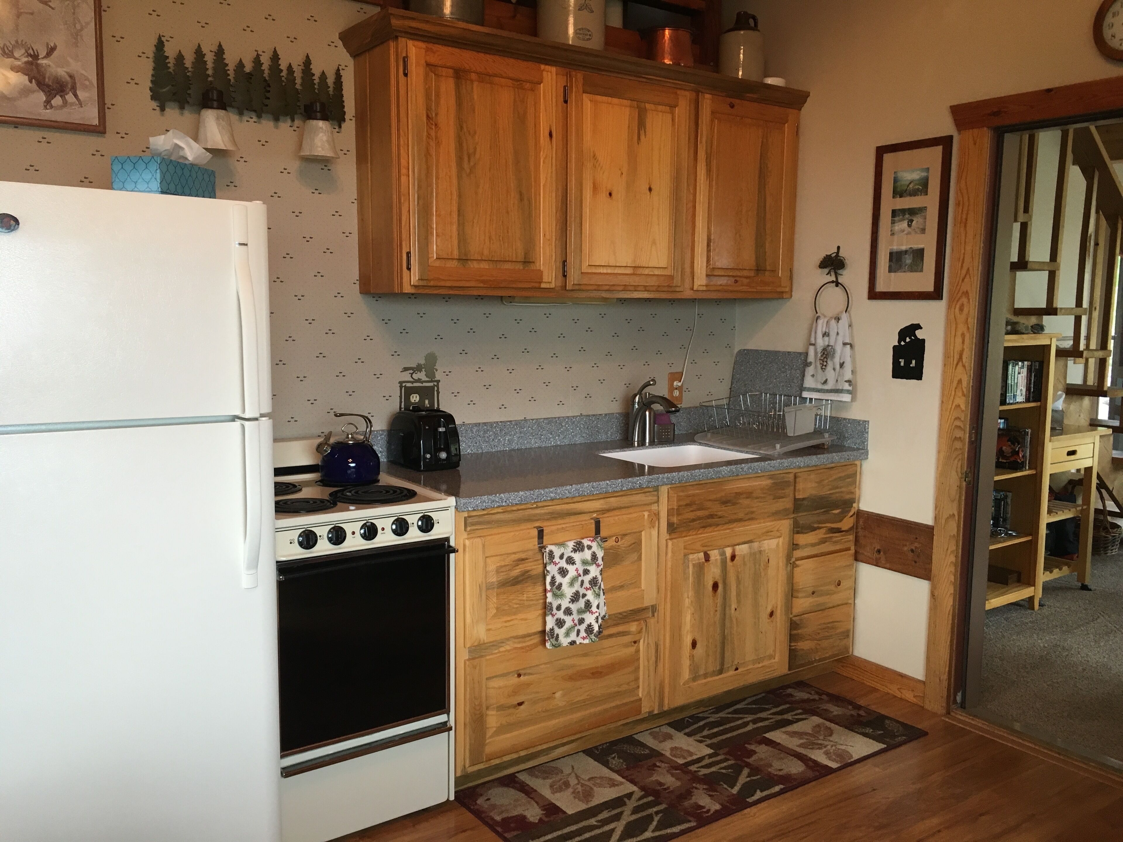 Mountain Home in the Crazy Mountains with Vistas and Solitude