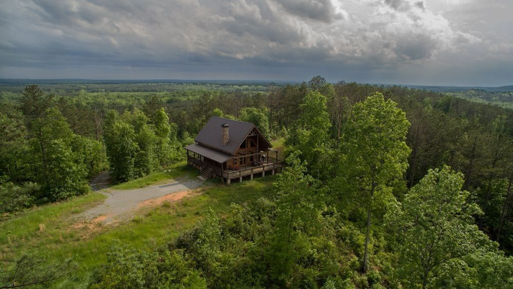 The Cypress Cabin - Solid Wood Log Cabin with Awesome Views!