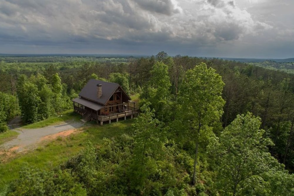 The Cypress Cabin - Solid Wood Log Cabin with Awesome Views!