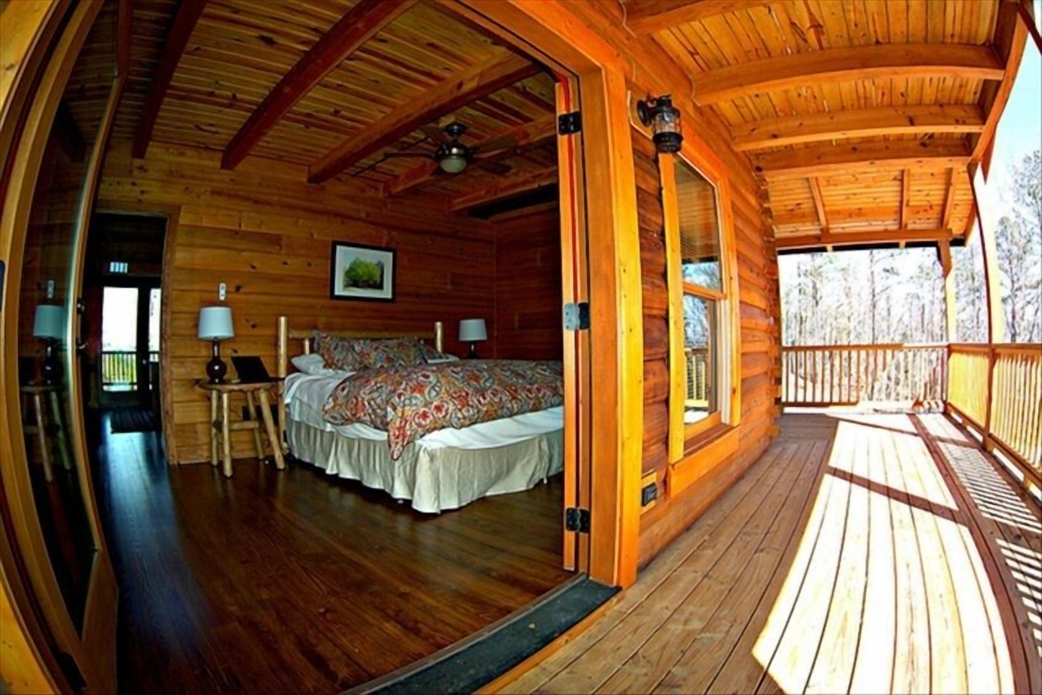 The Cypress Cabin - Solid Wood Log Cabin with Awesome Views!