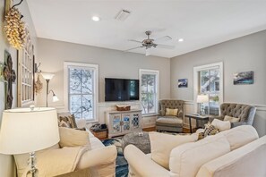 TV, DVD player, offices