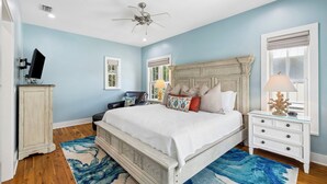 3 habitaciones, tabla de planchar con plancha, wifi y ropa de cama 