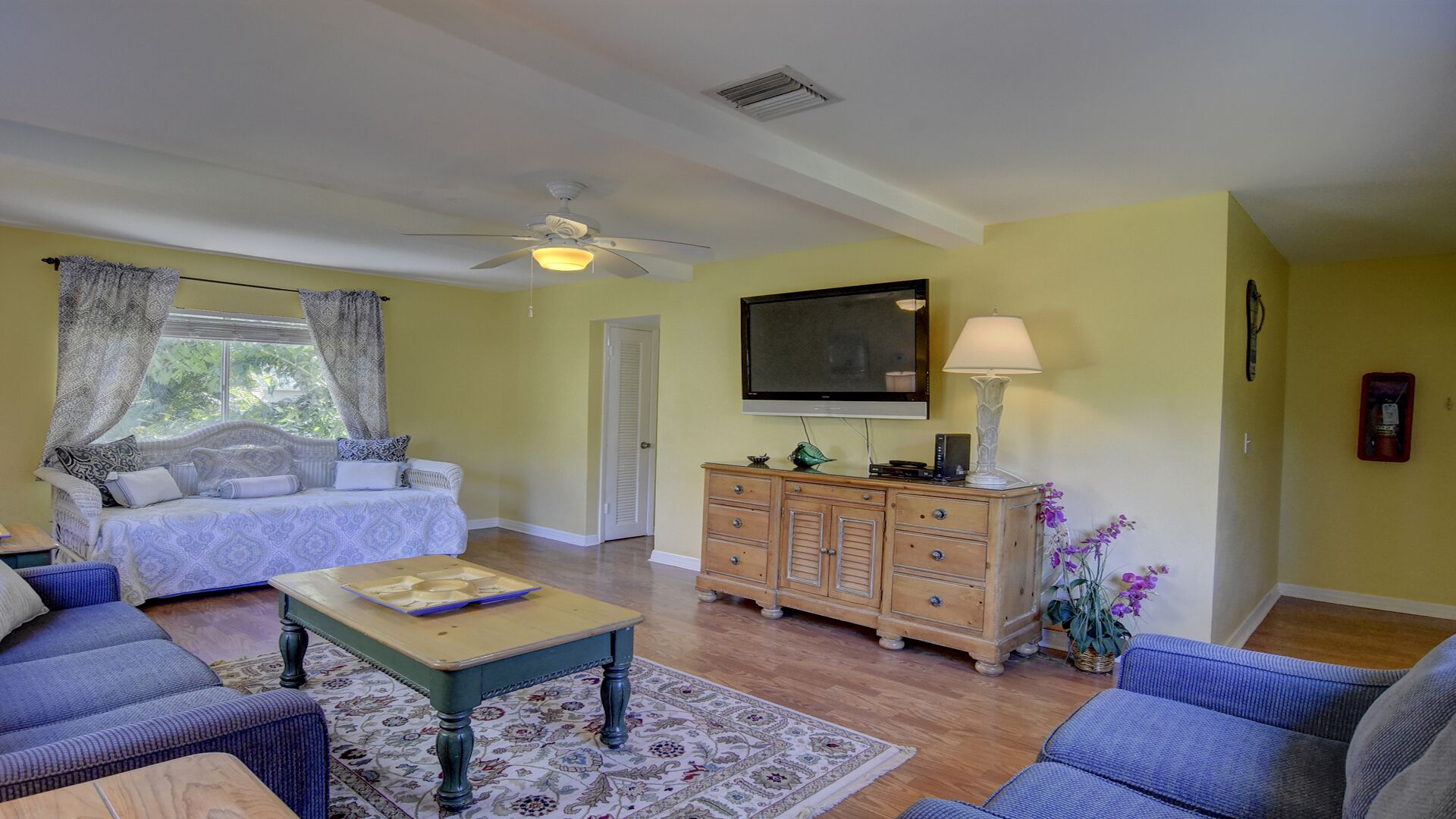 Family & Friends Beach Escape, #304  