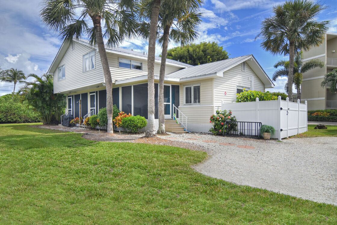 Family & Friends Beach Escape, #304  