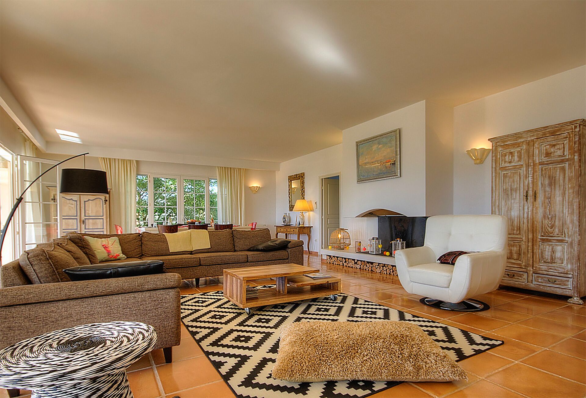 Casa di Andria. Large luxury house in a preserved setting