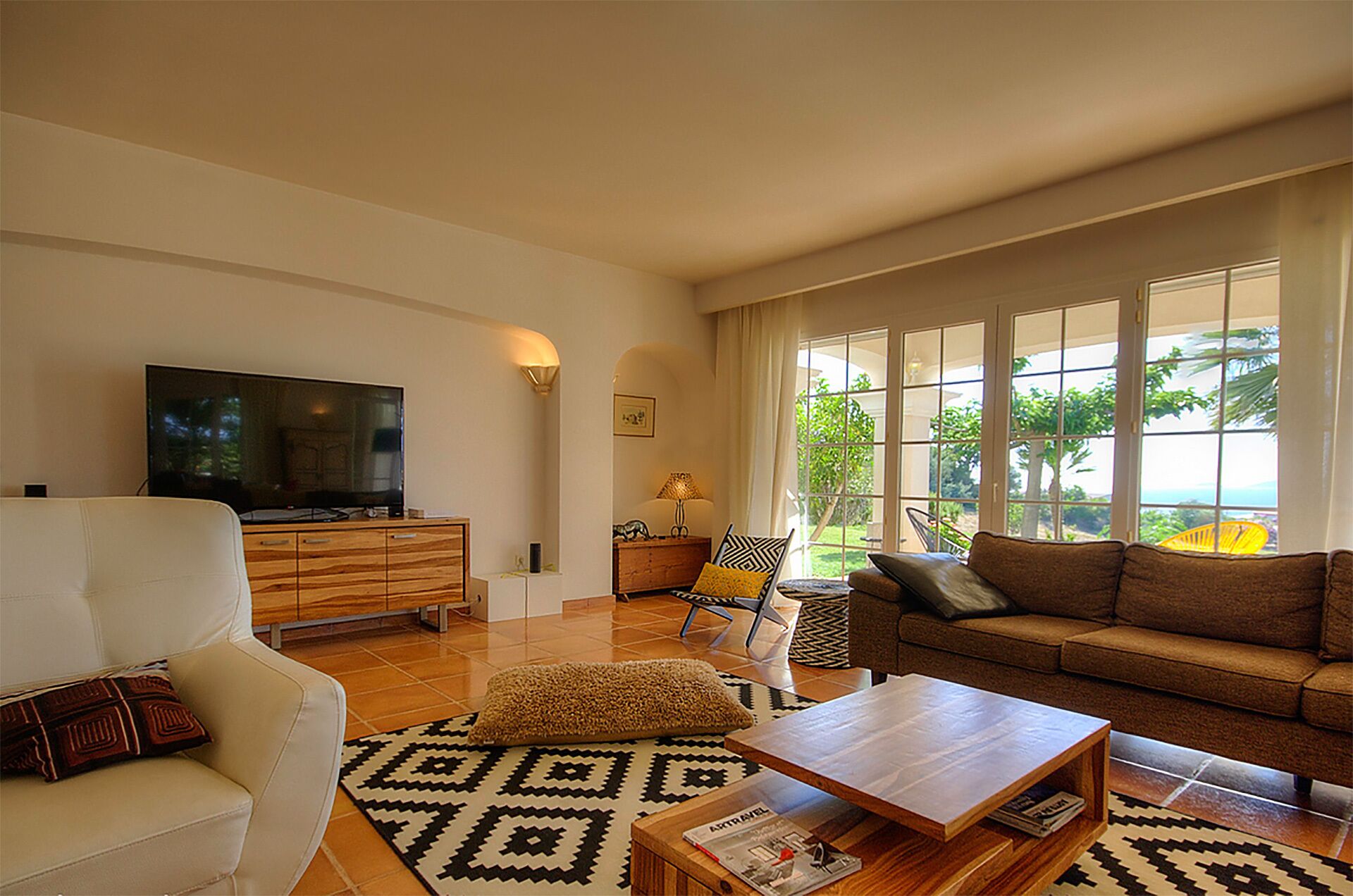 Casa di Andria. Large luxury house in a preserved setting