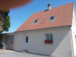 Exterior - Brand new house with all mod cons, beaches/Casino/Hippodrome of Deauville nearby (Touques)