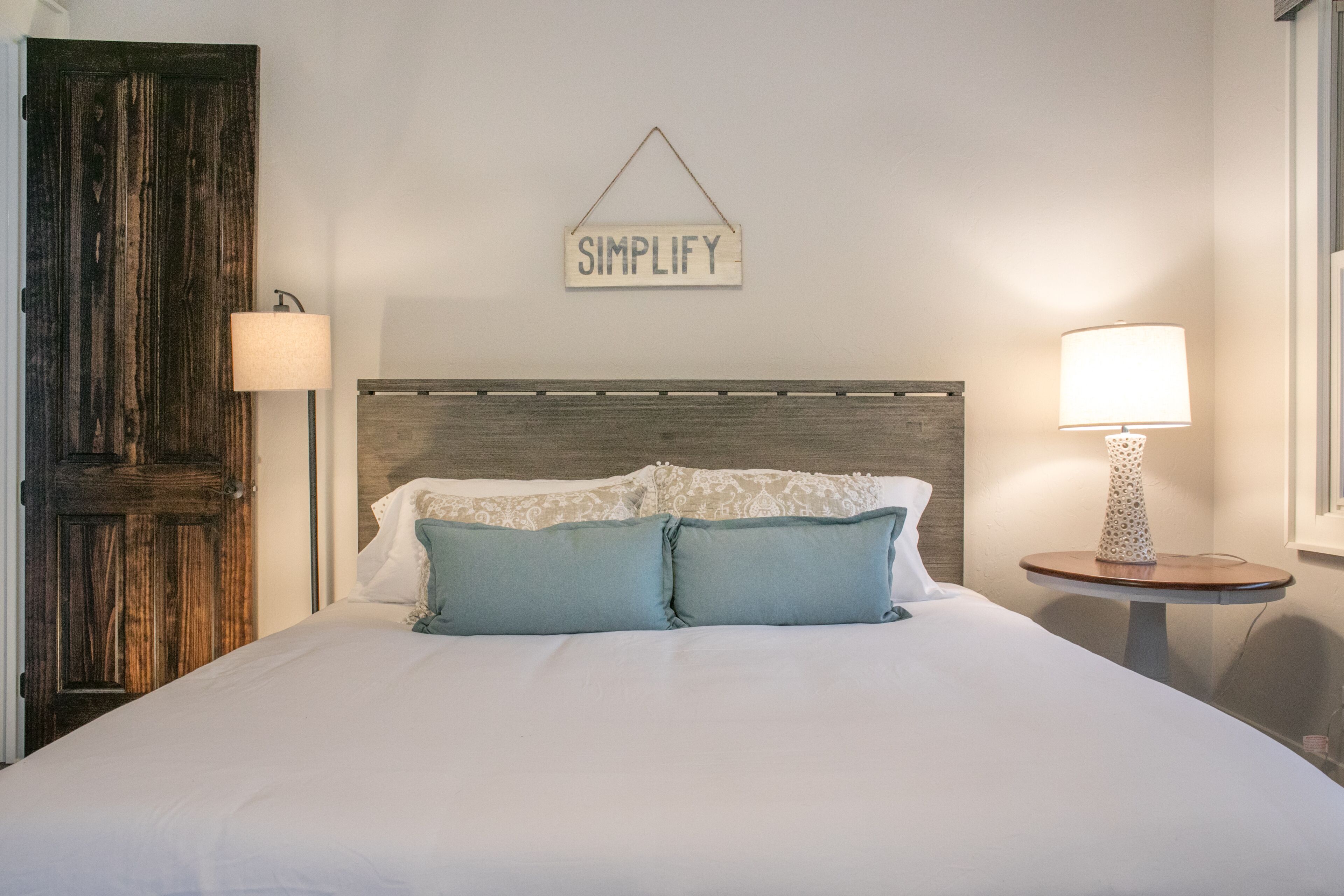 Majestic Views, Peace and Quiet, Modern Luxuries