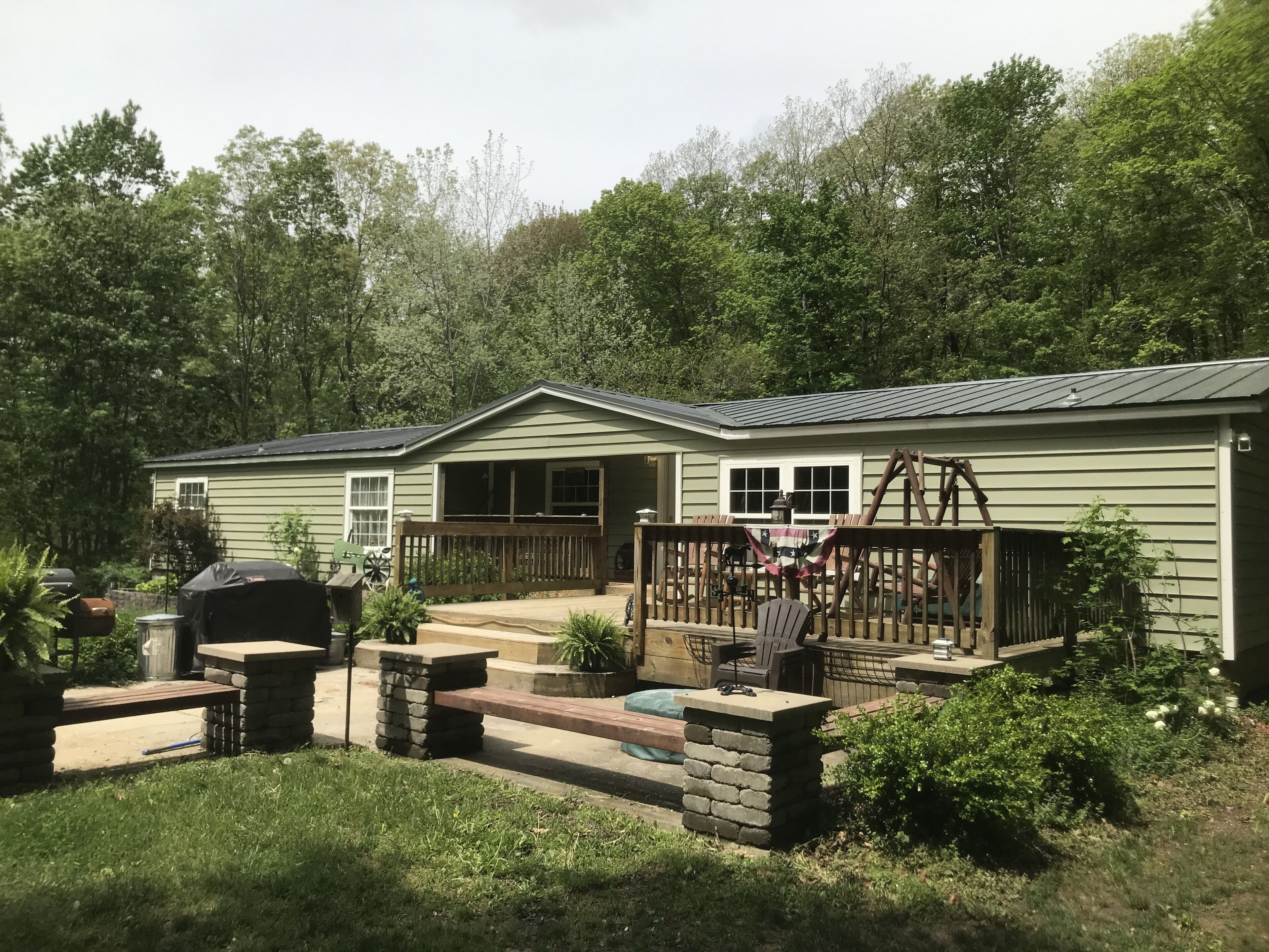 6-Person Vacation Cabin Rental in Hocking Hills With 20 Acres + Full Amenities