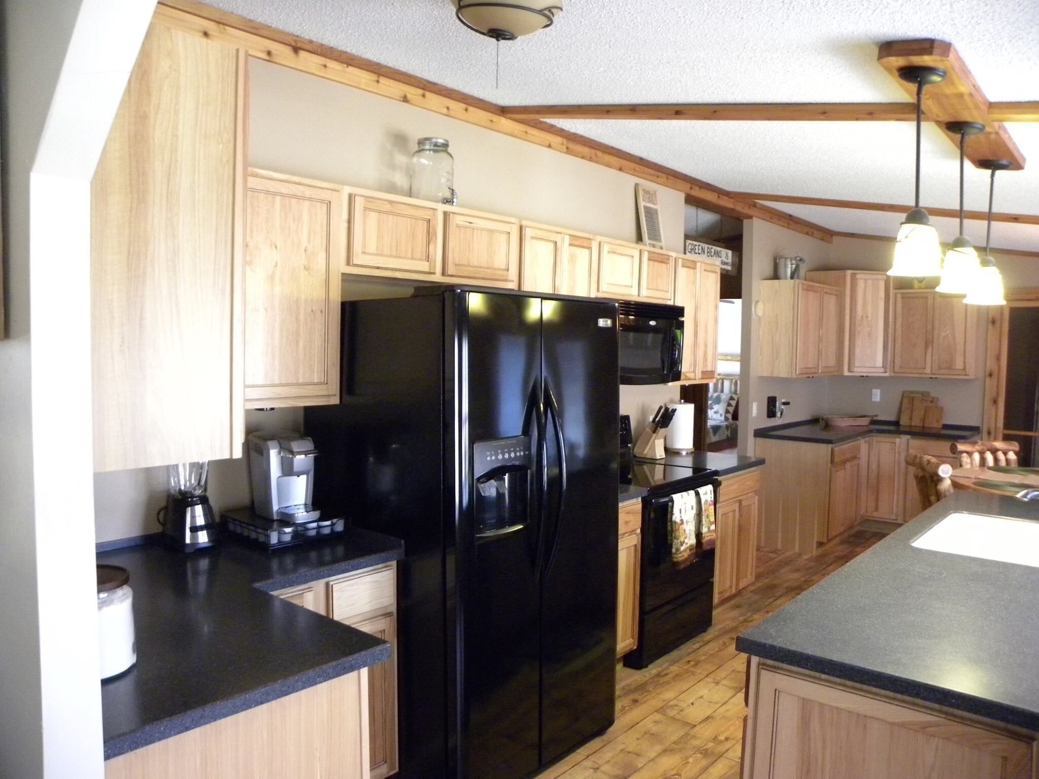 6-Person Vacation Cabin Rental in Hocking Hills With 20 Acres + Full Amenities