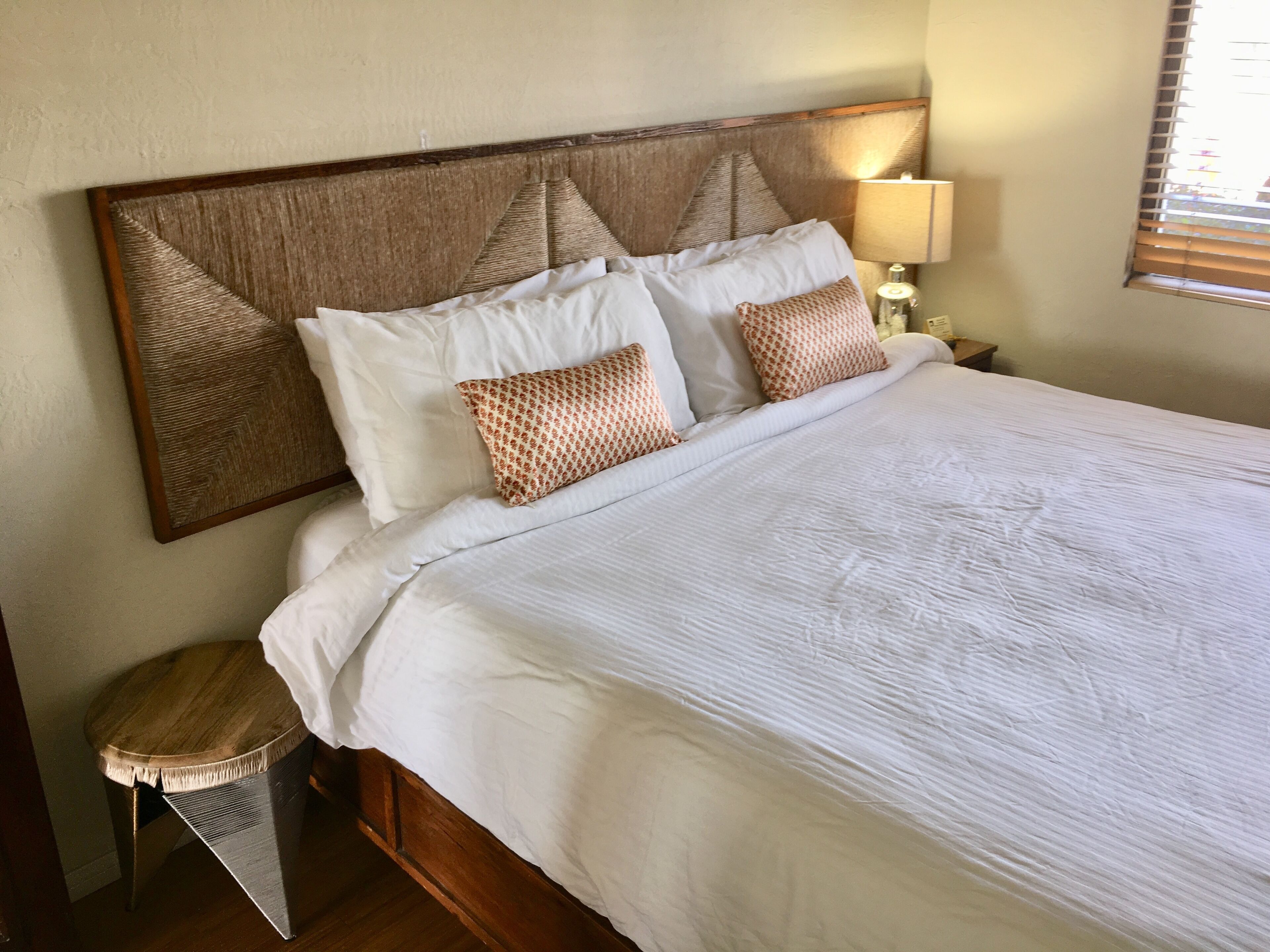  PREMIUM VILLA 3 Bedroom, 2 Bath Ocean View Villa.1,267 Sq. Ft.