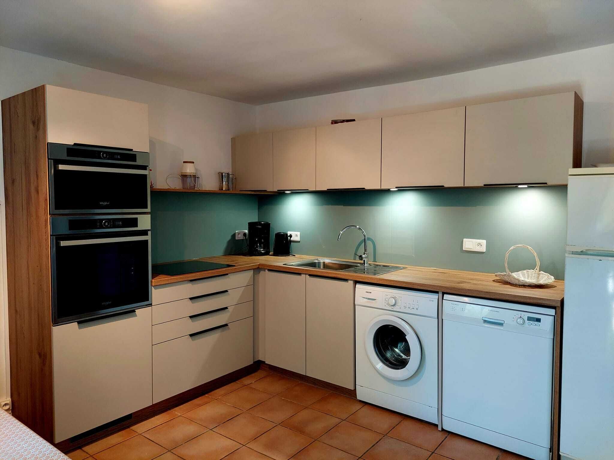 Villa in family property, with trees