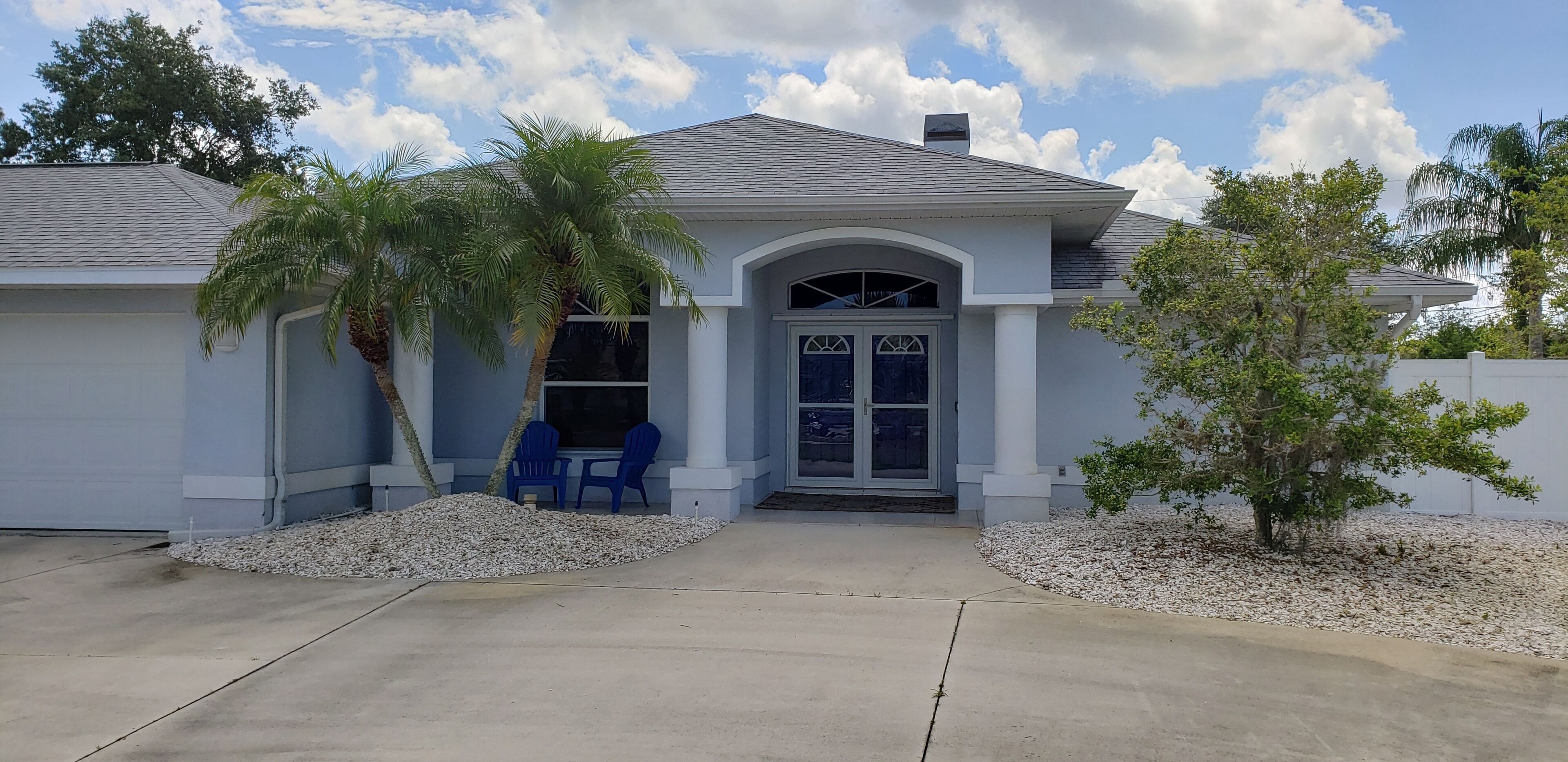 3 bedroom 3 bath house with private heated screened pool on a quiet cul de sac