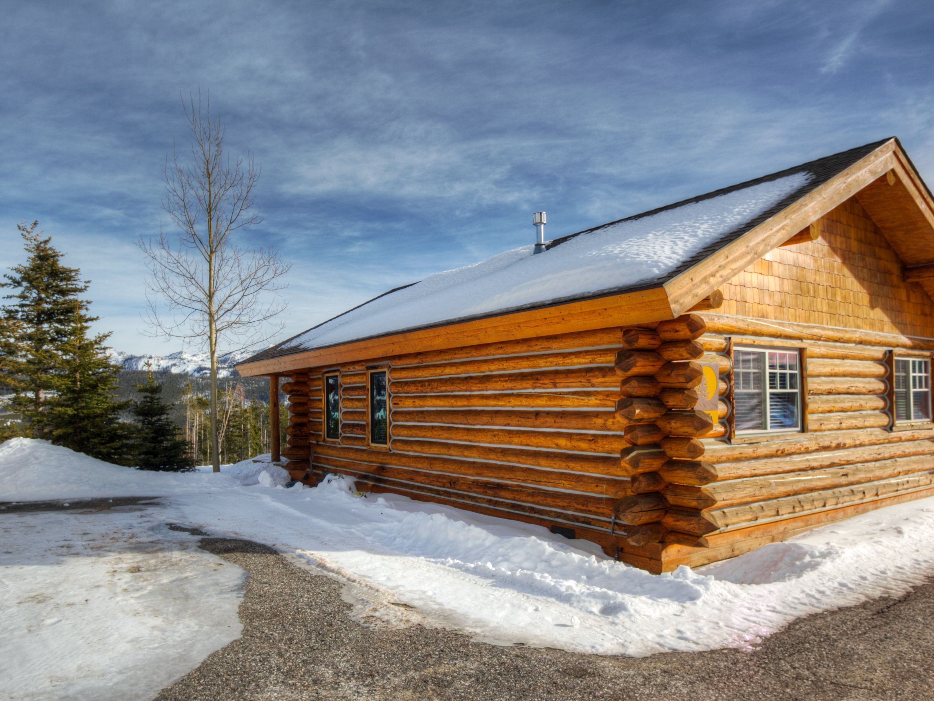 Big Sky Vacation Rentals: CH Cabin 15 Derringer