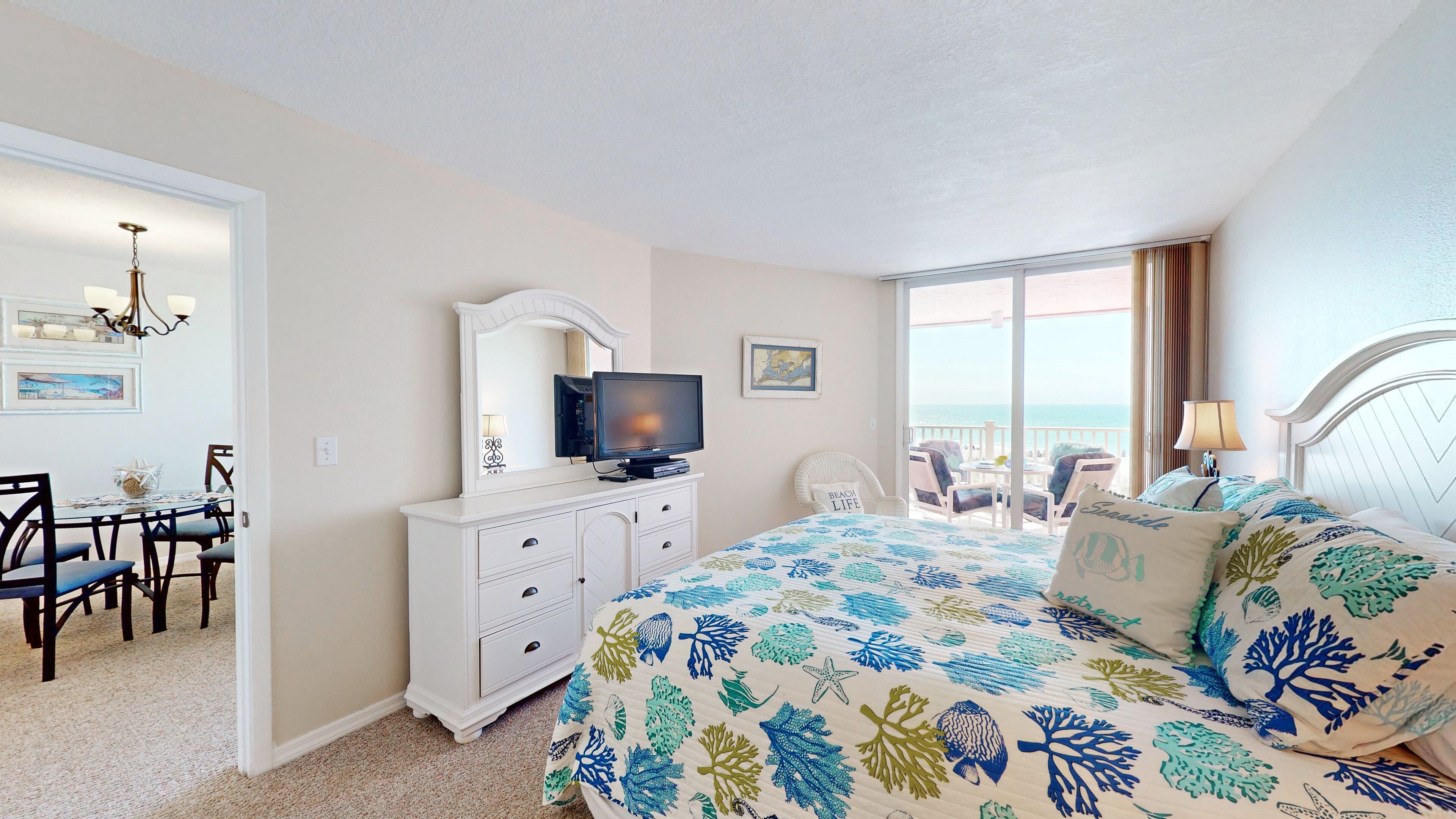 2 多间卧室、办公桌、熨斗/熨衣板、旅行婴儿床