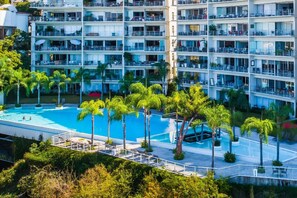Pool - AlilaHolidays - Paramount Bay - 308 Peaceful Luxury View 2 BR (Amapas - Conchas Chinas)