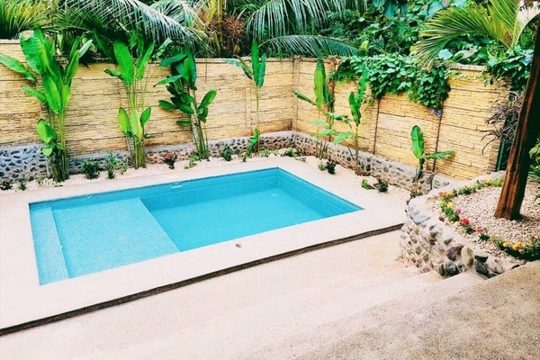 shallow area perfect for babies and kids