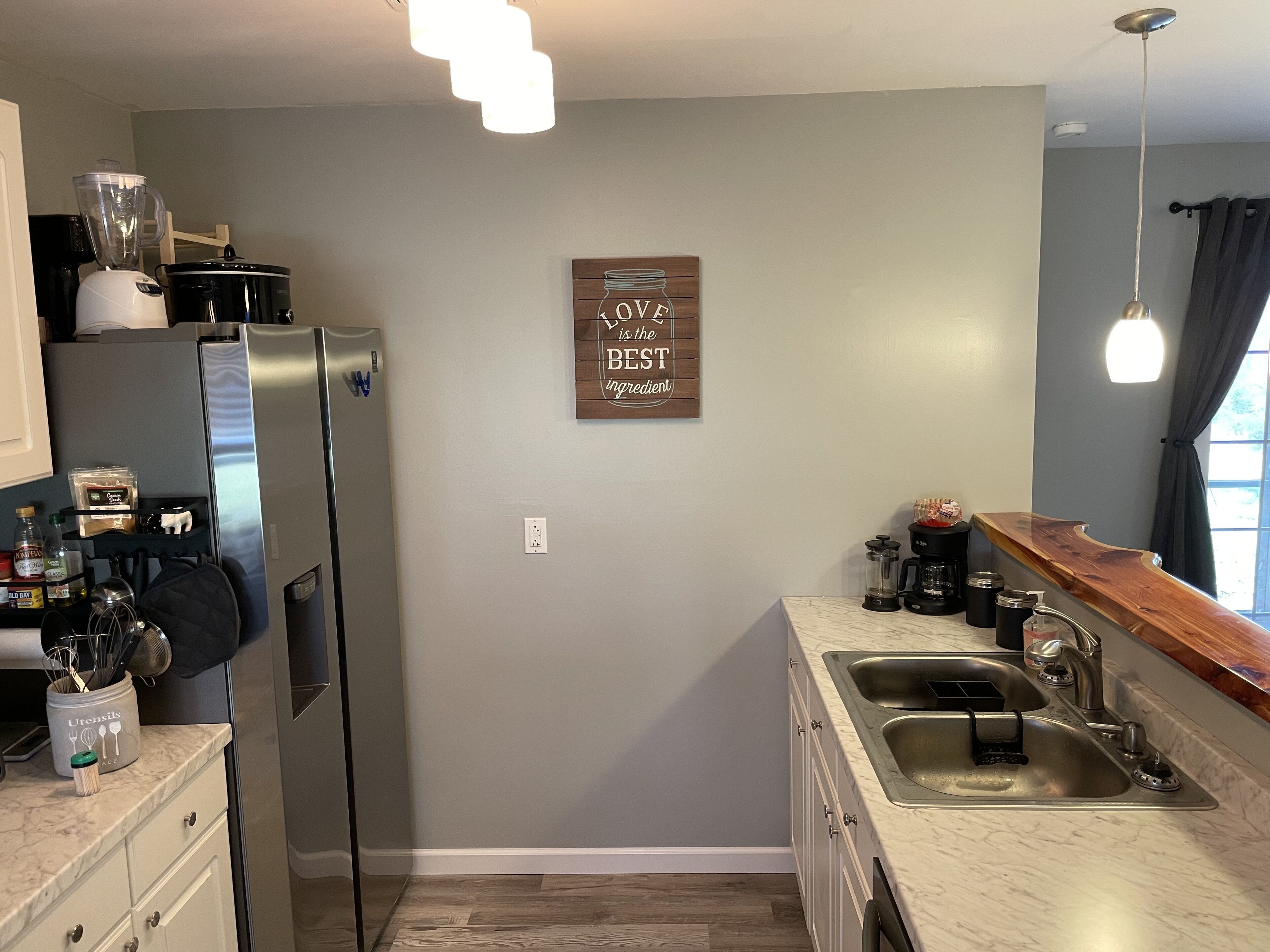 Quiet Country Home @ Dragonfly Ridge - Bring Pets!