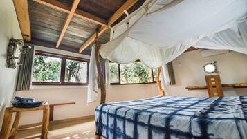 5 dormitorios, caja fuerte, wifi y ropa de cama