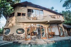 Exterior - 5BR NAUTILUS TREE HOUSE Private Quiet amid Rice Field and Nature (Ubud)