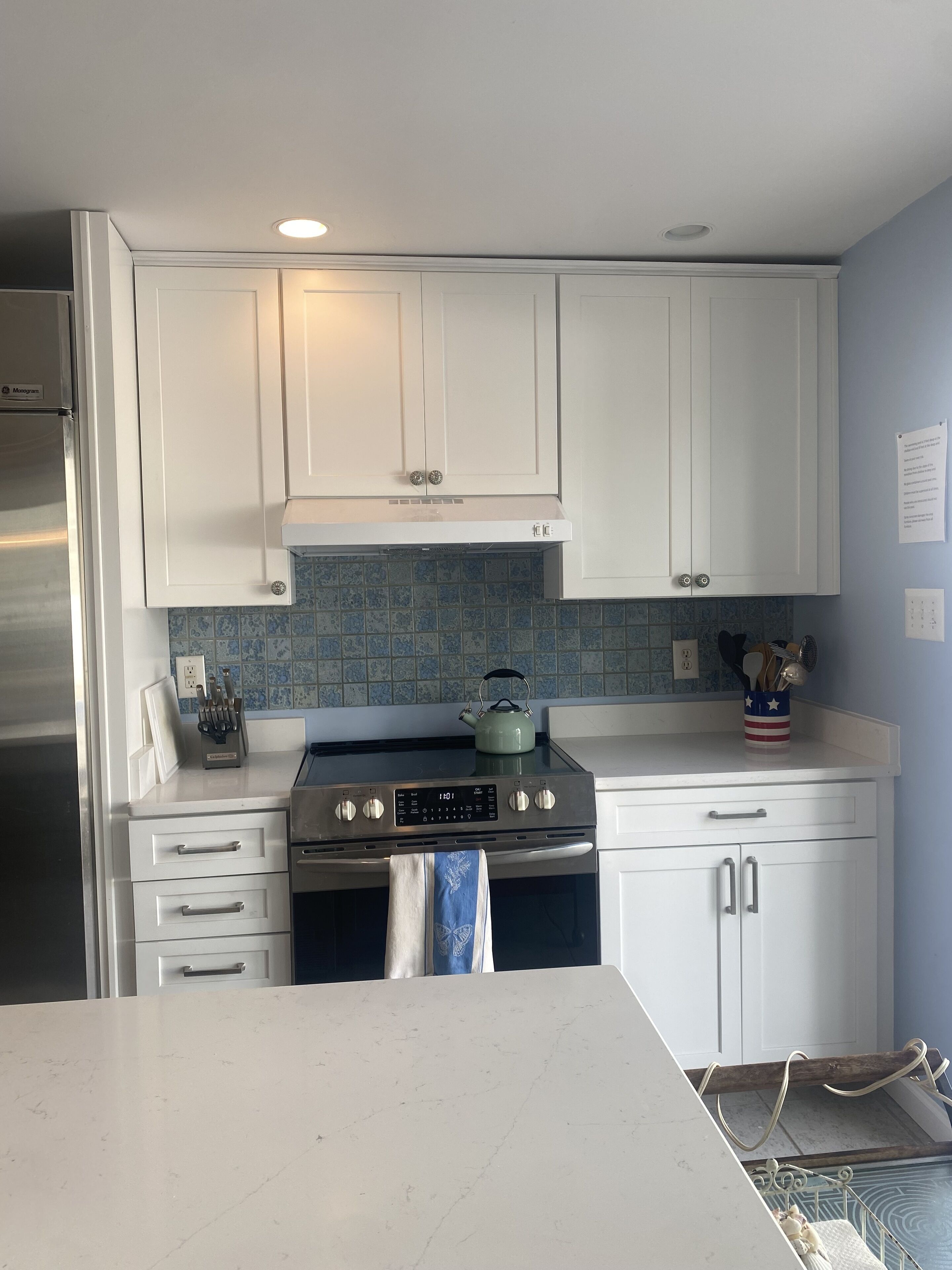 Wedding Grps/Families 7bdrs, 3 Baths, Large Pool, 2 Blocks from Beach