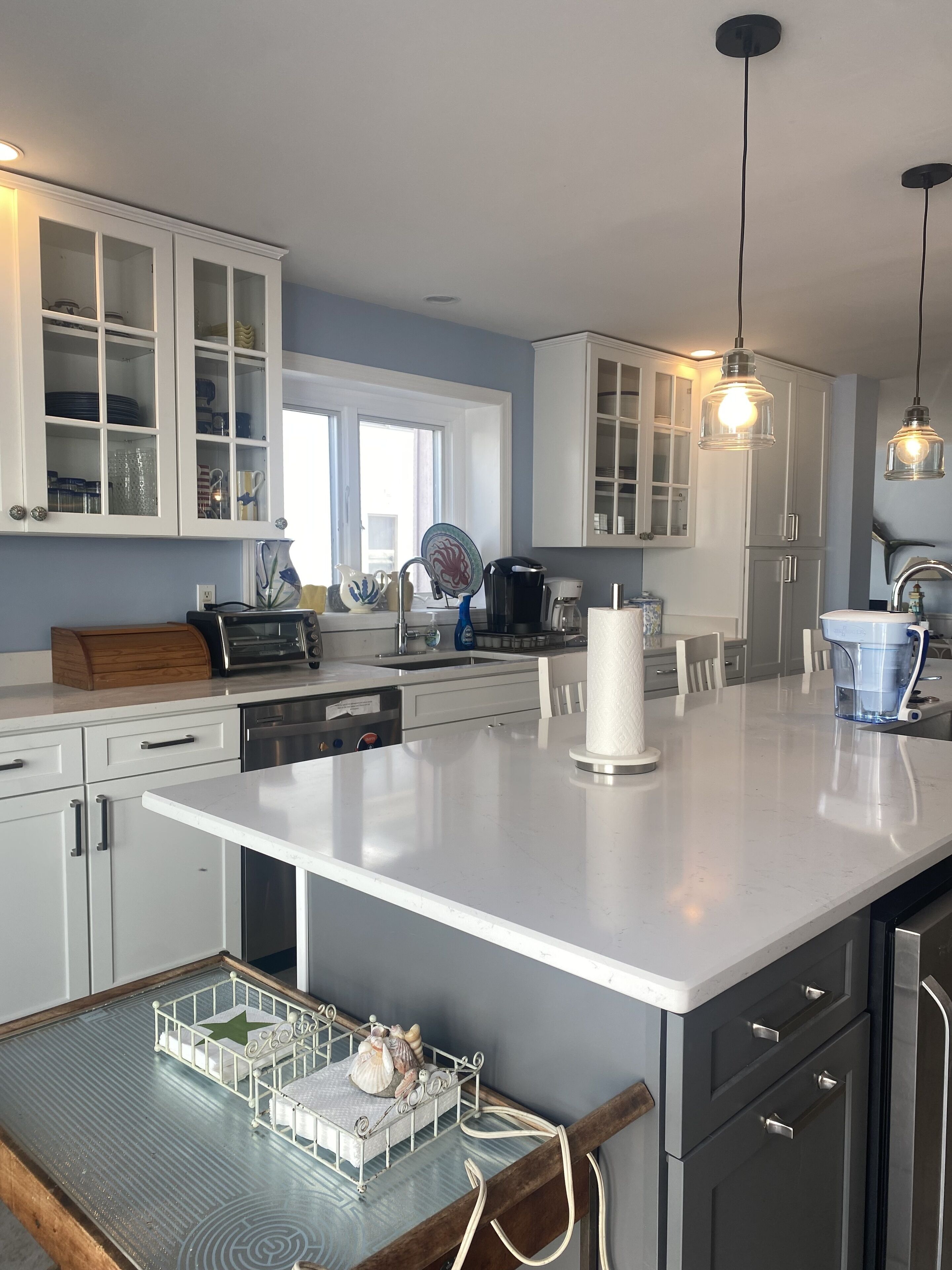 Wedding Grps/Families 7bdrs, 3 Baths, Large Pool, 2 Blocks from Beach