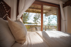 3 bedrooms, iron/ironing board, WiFi, bed sheets - The Lodge at Parrot Cay, TCI (Caicos Islands)